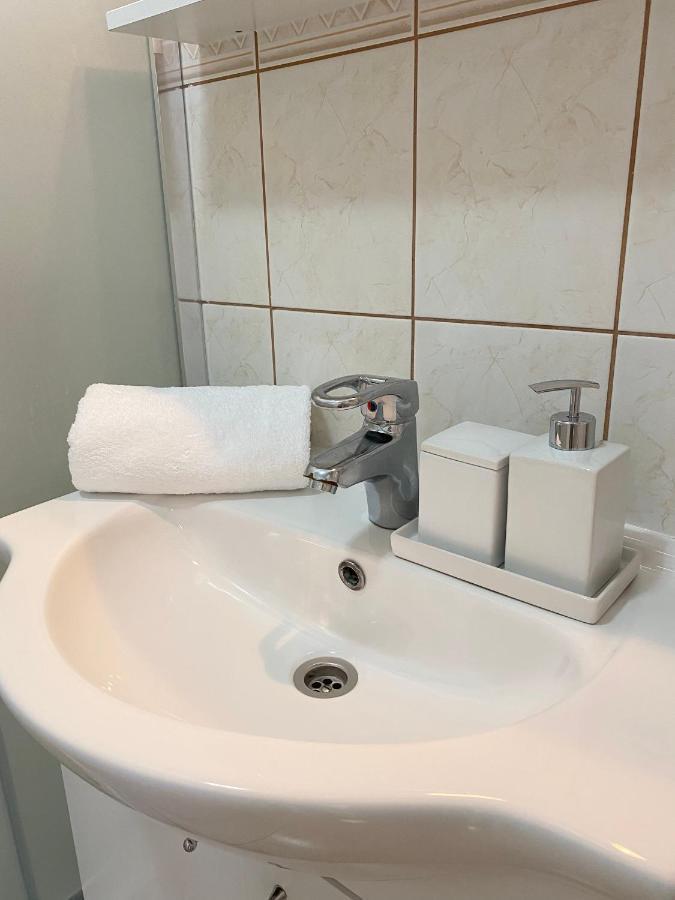 Charlene Apartment Karlobag Ngoại thất bức ảnh