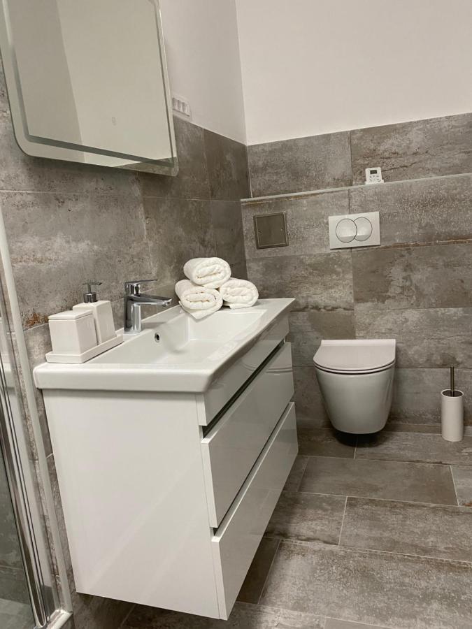Charlene Apartment Karlobag Ngoại thất bức ảnh