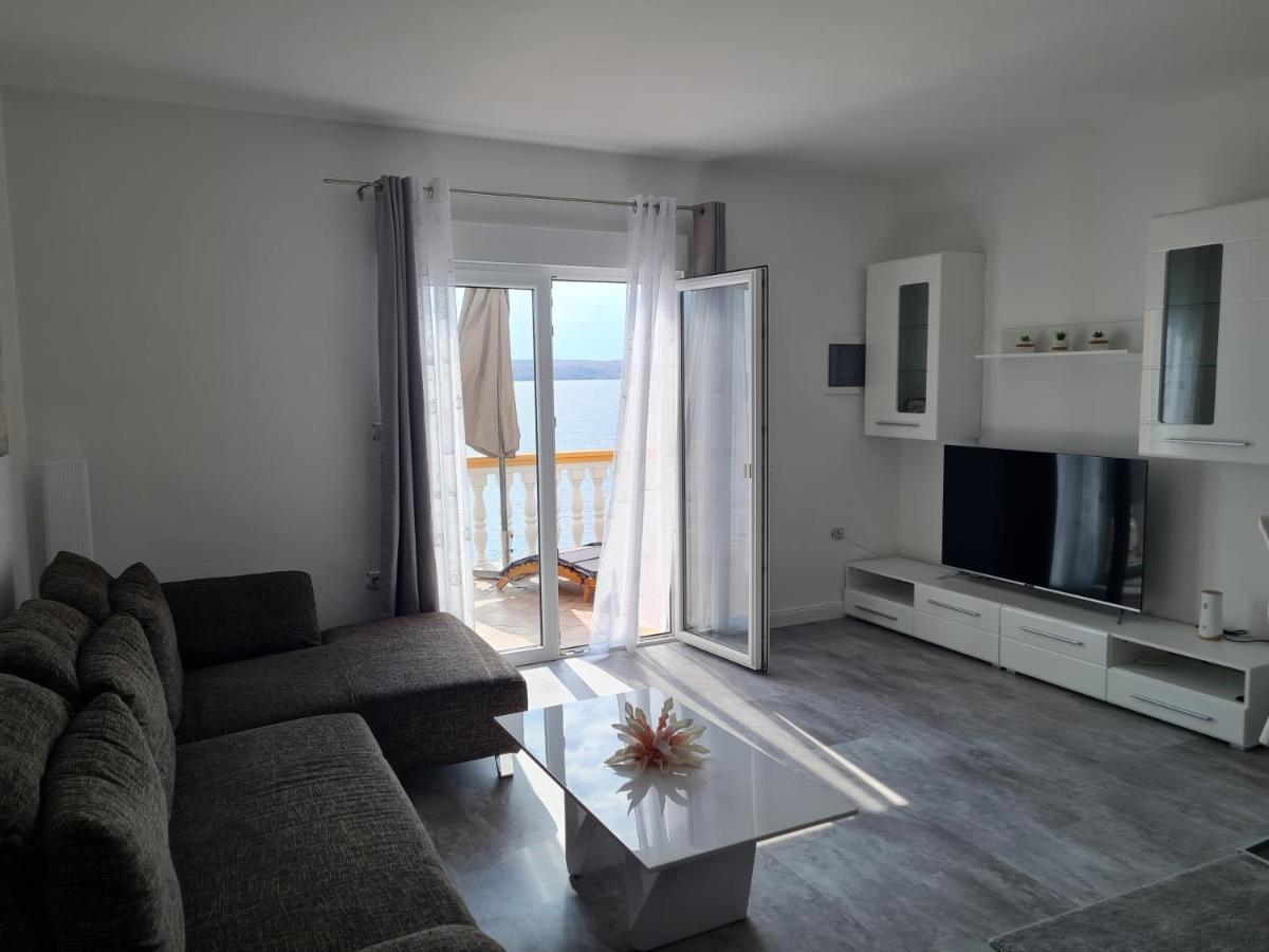 Charlene Apartment Karlobag Ngoại thất bức ảnh