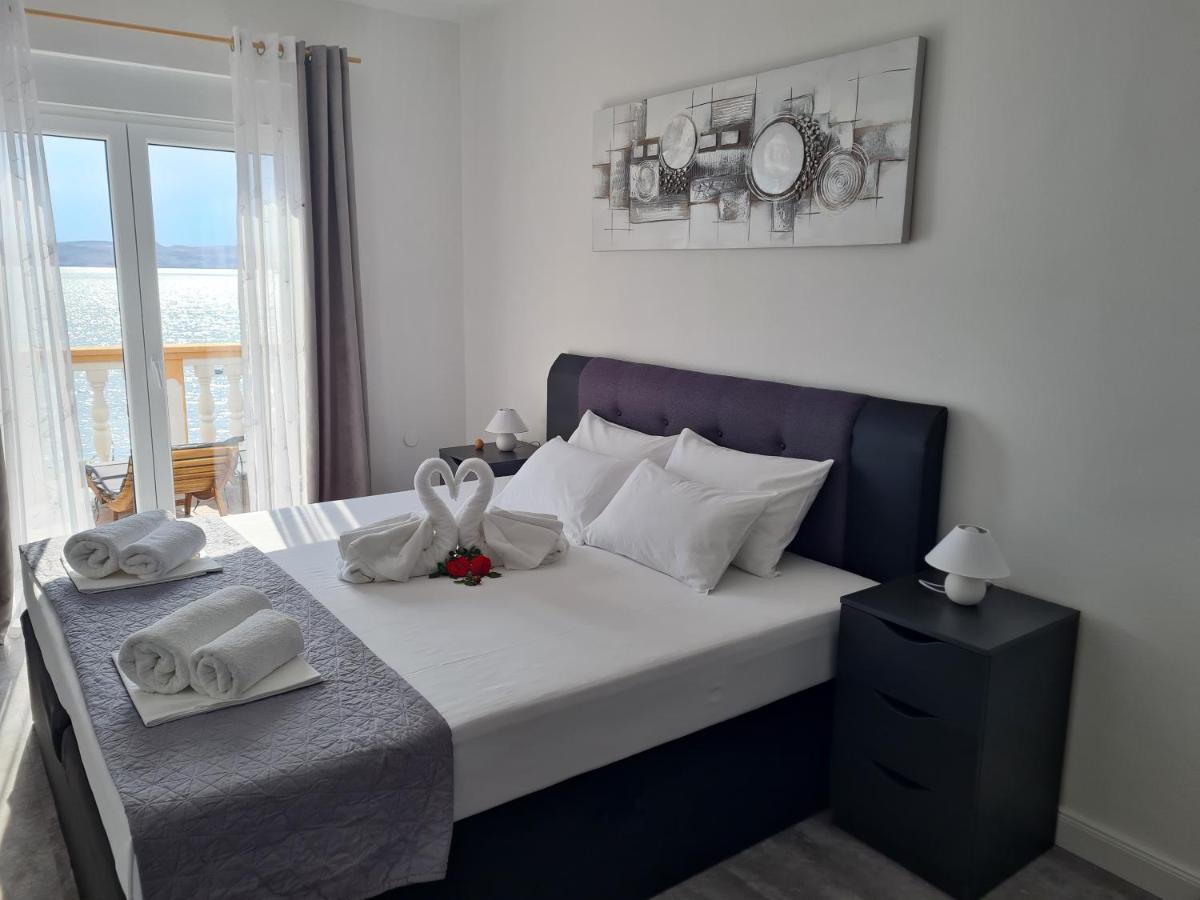 Charlene Apartment Karlobag Ngoại thất bức ảnh